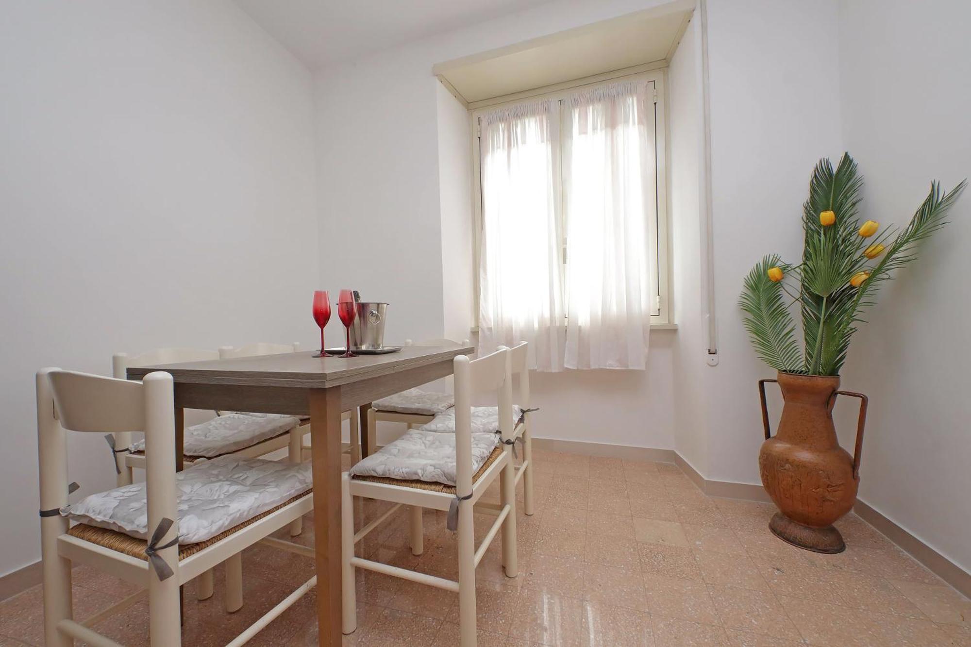 Center In A Few Minutes, La Fenice Apartment